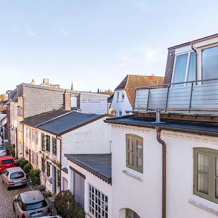 Tatil Evi Stadthaus Im Kattsund Zur Kurzzeitvermietung *