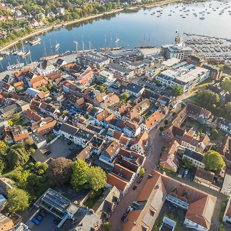 Tatil Evi Stadthaus Im Kattsund Zur Kurzzeitvermietung Eckernförde